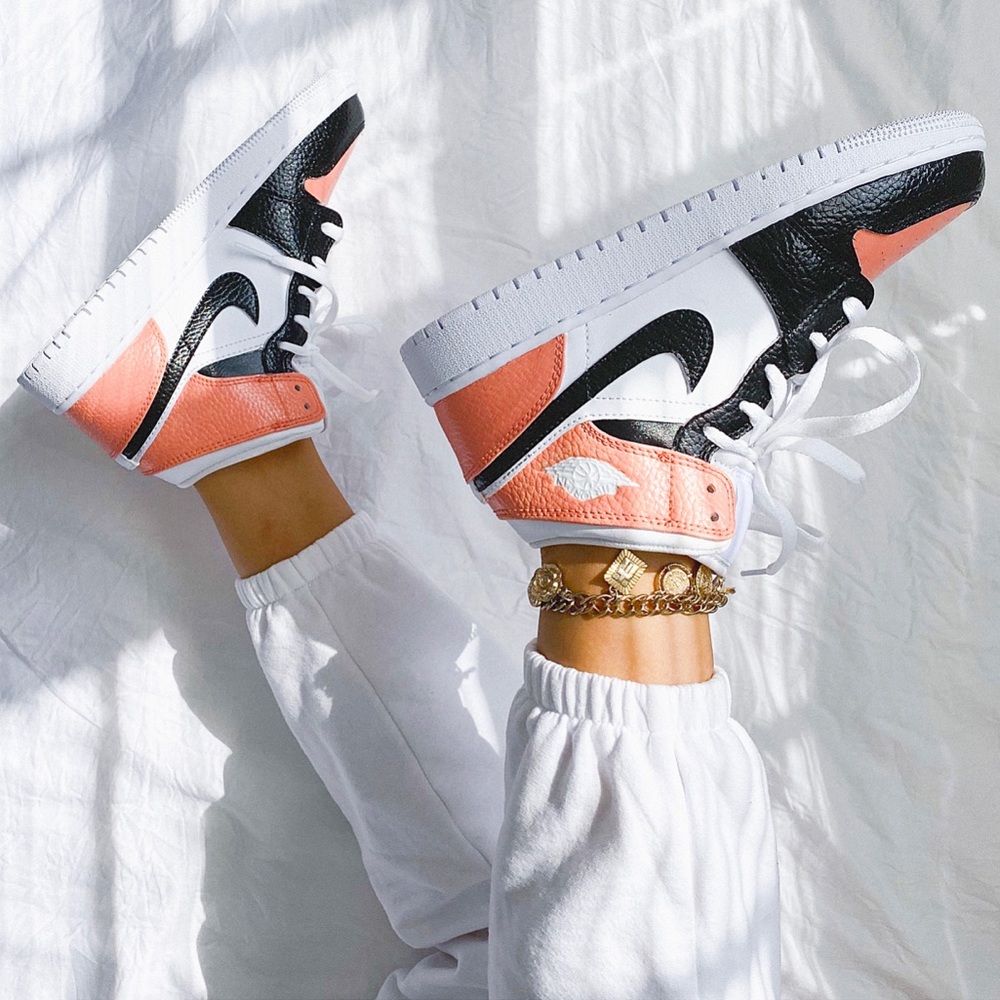 Nike custom air jordan 1 mid sneakers - Picture 5 of 8